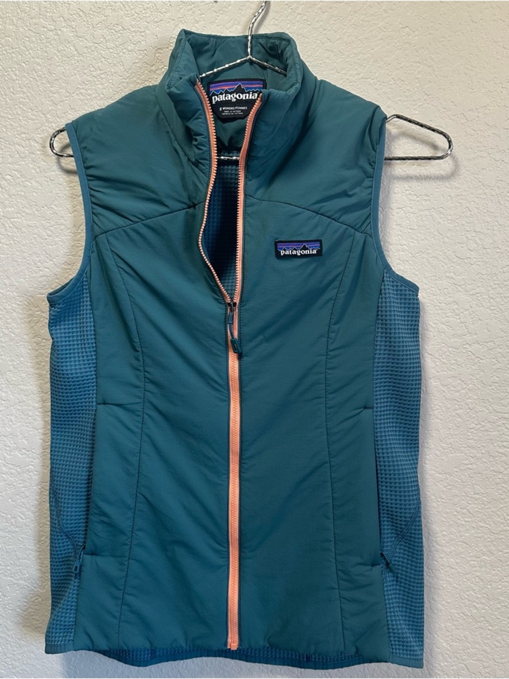 Patagonia Size Small Nano-Air Light Hybrid Vest with Puffer and Waffle Knit